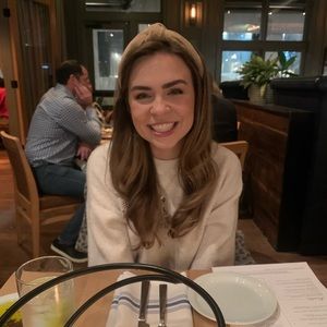 Meet your Posher, Jacqueline